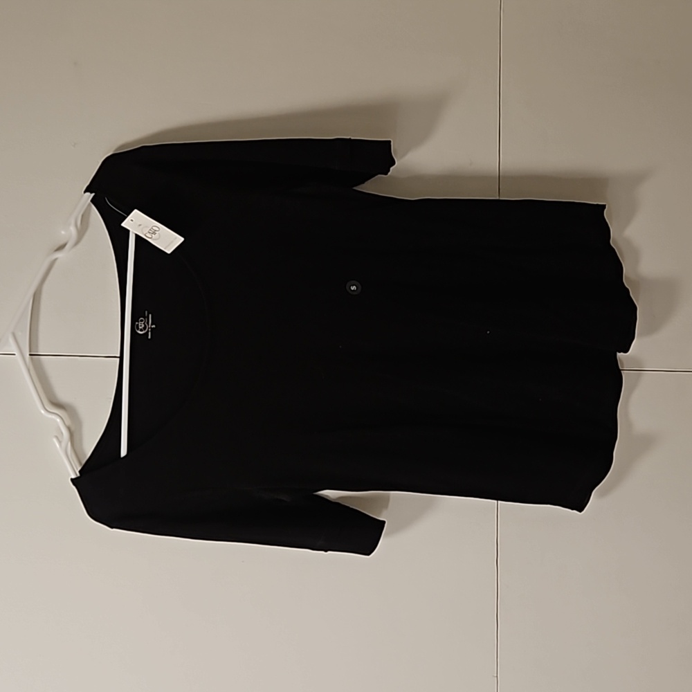 Black T-shirt